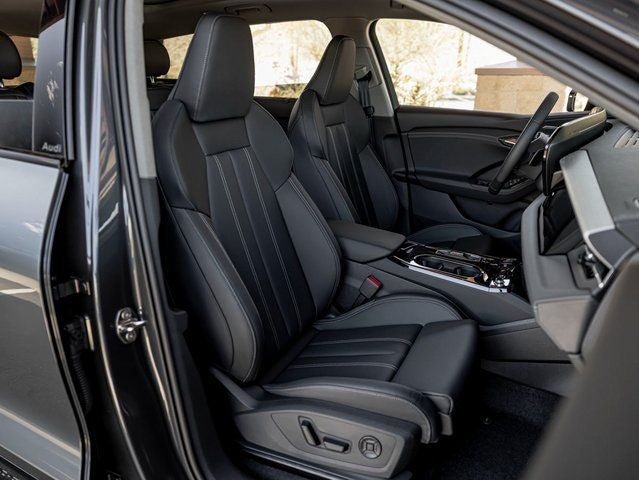 2025 Audi Q6 e-tron Premium Plus quattro