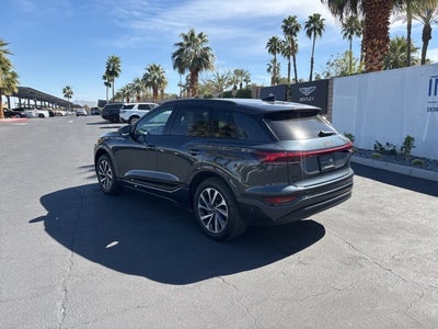 2025 Audi Q6 e-tron Premium Plus quattro