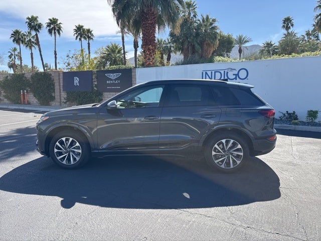 2025 Audi Q6 e-tron Premium Plus quattro