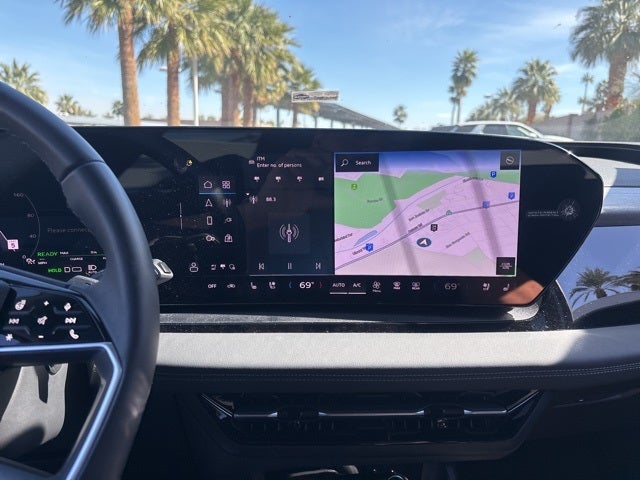 2025 Audi Q6 e-tron Premium Plus quattro