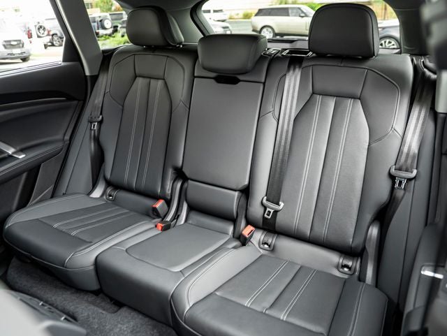 2026 Audi Q5 2.0T Premium Plus quattro