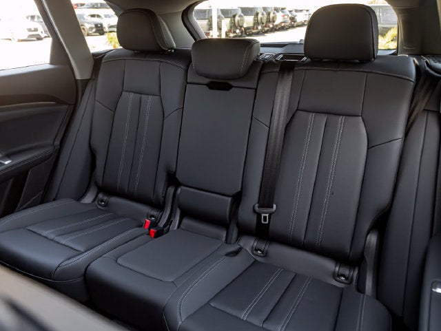 2026 Audi Q5 2.0T Premium Plus quattro