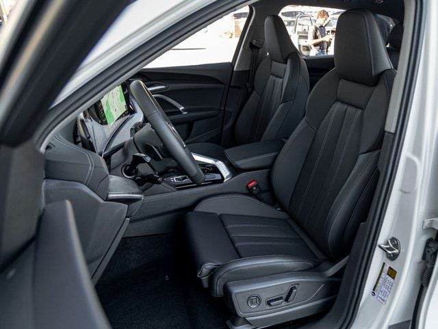 2025 Audi Q5 Premium Plus quattro