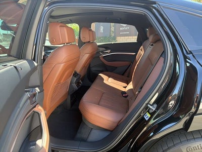 2023 Audi e-tron Sportback S line Prestige quattro