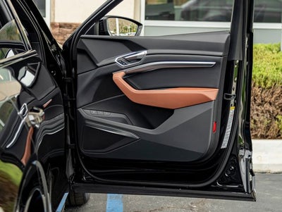 2023 Audi e-tron Sportback S line Prestige quattro
