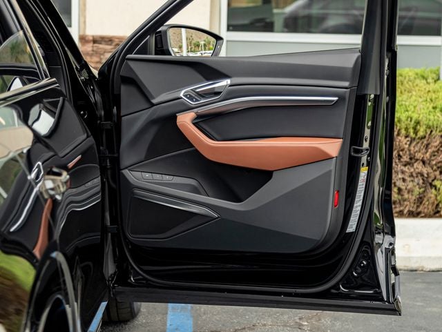 2023 Audi e-tron Sportback S line Prestige quattro