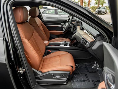 2023 Audi e-tron Sportback S line Prestige quattro