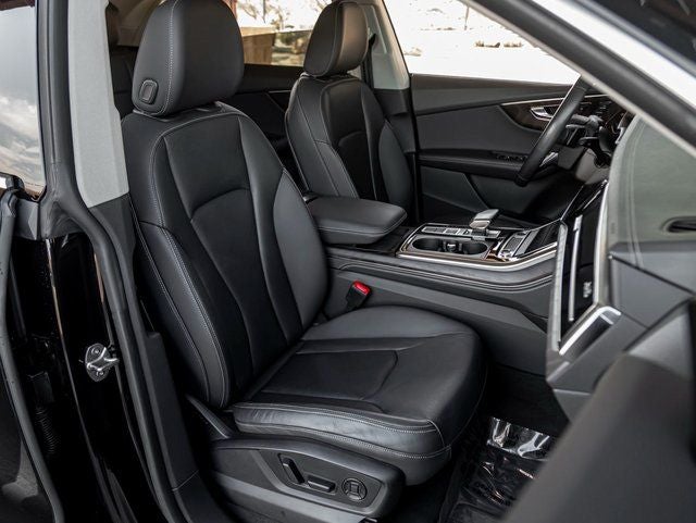 2023 Audi Q8 55 Premium Plus quattro