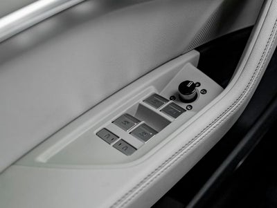 2024 Audi Q8 Sportback e-tron Premium Plus S line quattro
