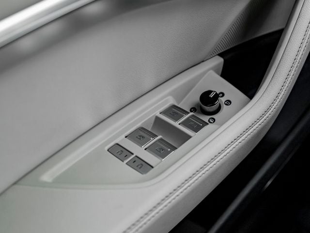 2024 Audi Q8 Sportback e-tron Premium Plus S line quattro