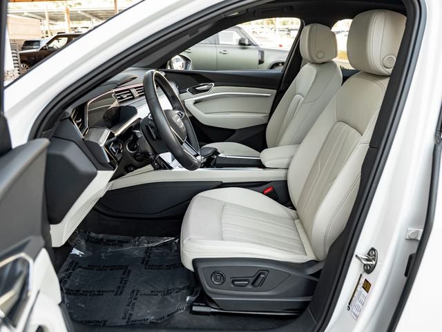 2024 Audi Q8 Sportback e-tron Premium Plus S line quattro