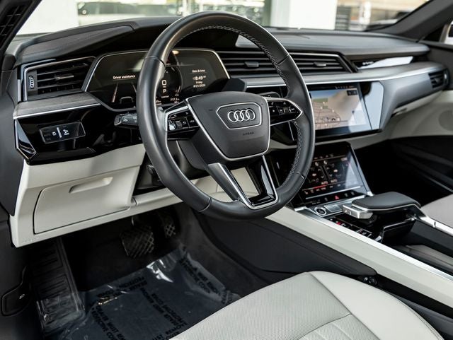 2024 Audi Q8 Sportback e-tron Premium Plus S line quattro