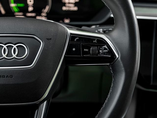 2024 Audi Q8 Sportback e-tron Premium Plus S line quattro
