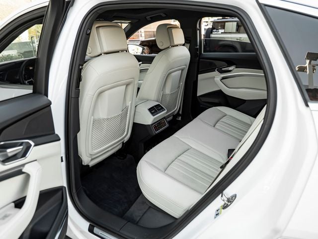 2024 Audi Q8 Sportback e-tron Premium Plus S line quattro