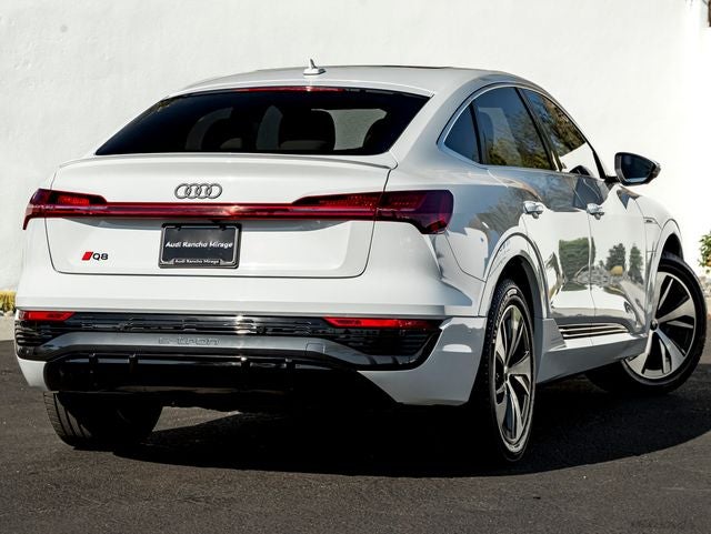 2024 Audi Q8 Sportback e-tron Premium Plus S line quattro