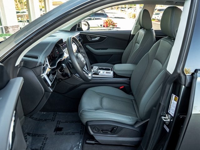 2025 Audi Q8 55 Premium Plus quattro