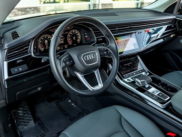 2025 Audi Q8 55 Premium Plus quattro