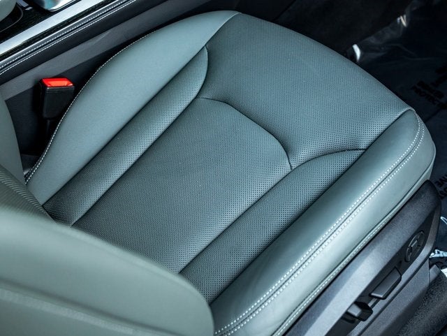 2025 Audi Q8 55 Premium Plus quattro