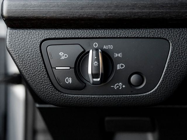 2024 Audi Q5 45 S line Premium quattro