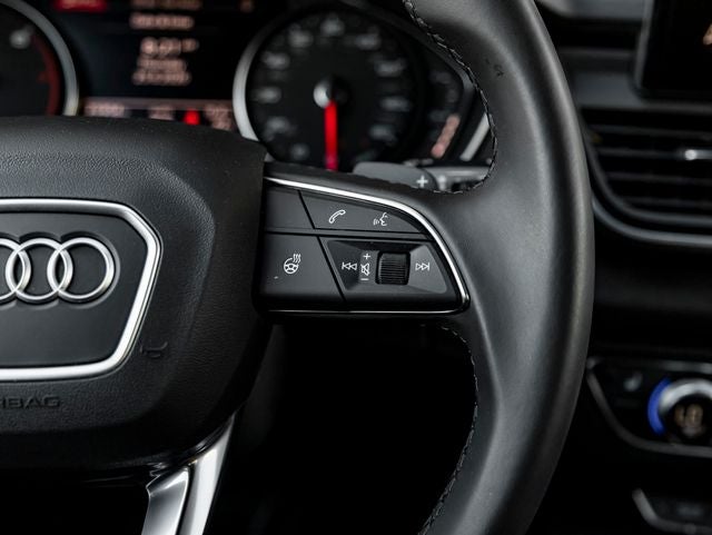 2024 Audi Q5 45 S line Premium quattro