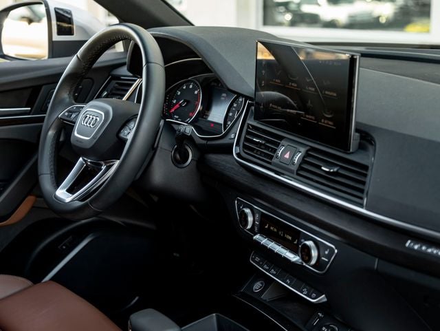 2024 Audi Q5 45 S line Premium quattro