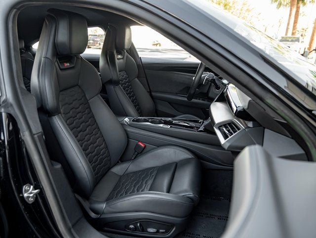 2023 Audi RS e-tron GT Base quattro