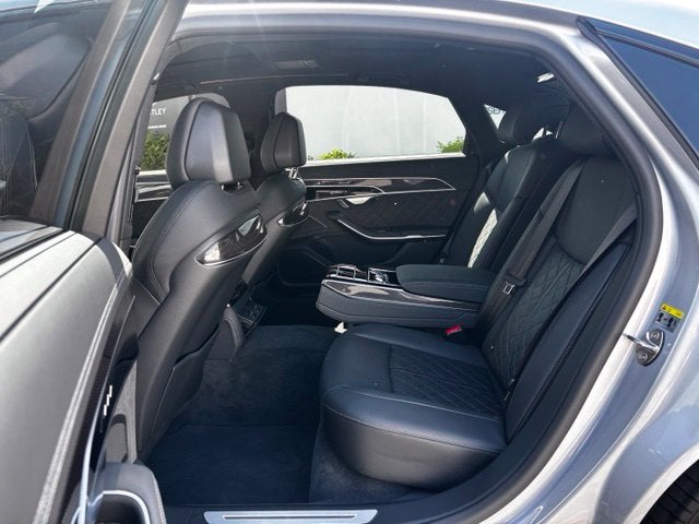 2025 Audi S8 4.0T quattro