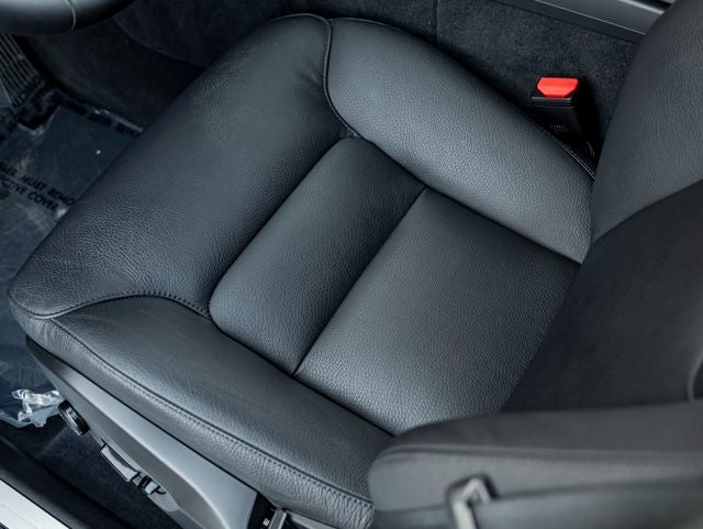 2024 Volvo XC60 Recharge Plug-In Hybrid T8 Plus Dark Theme