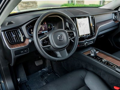 2024 Volvo XC60 Recharge Plug-In Hybrid T8 Plus Dark Theme