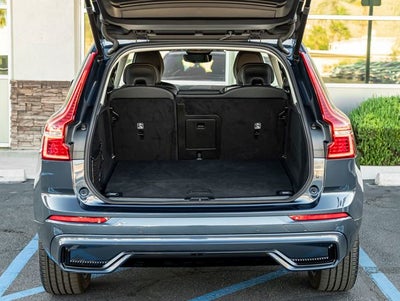 2024 Volvo XC60 Recharge Plug-In Hybrid T8 Plus Dark Theme