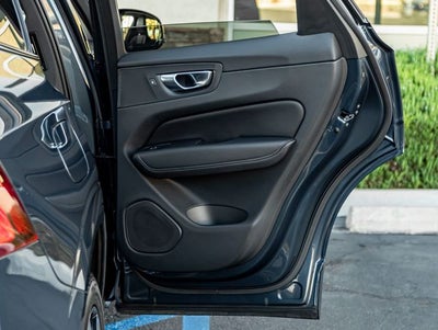 2024 Volvo XC60 Recharge Plug-In Hybrid T8 Plus Dark Theme