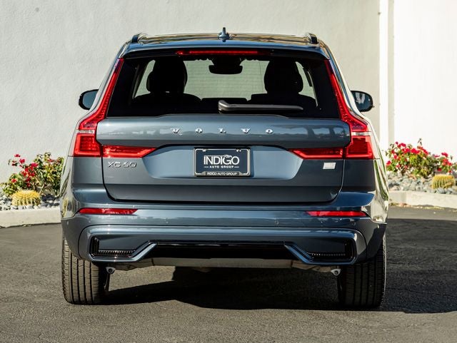 2024 Volvo XC60 Recharge Plug-In Hybrid T8 Plus Dark Theme