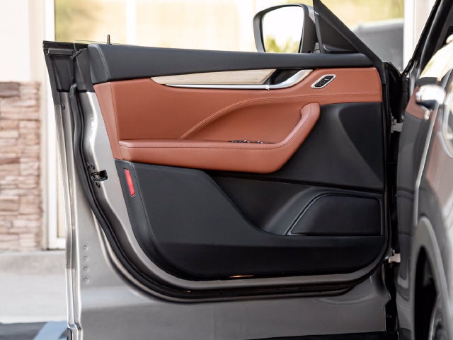 2017 Maserati Levante Base