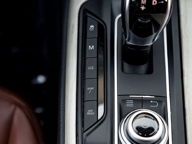 2017 Maserati Levante Base