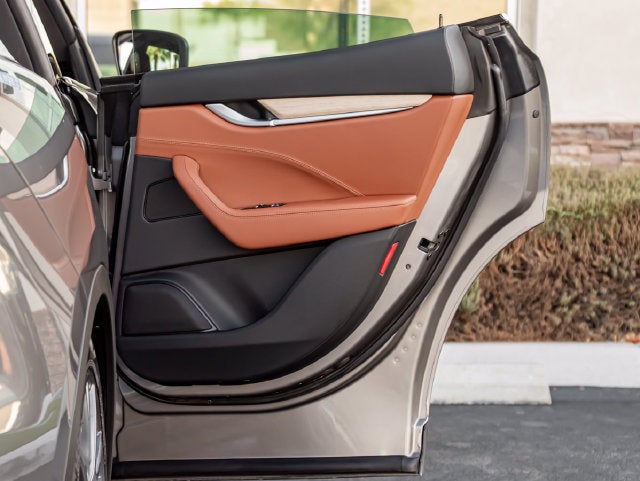 2017 Maserati Levante Base