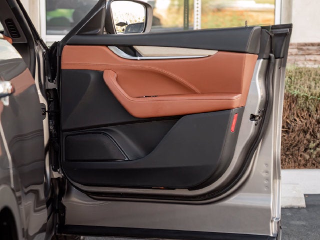 2017 Maserati Levante Base