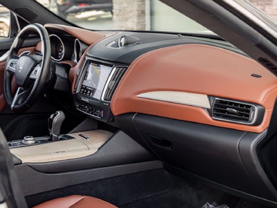 2017 Maserati Levante Base
