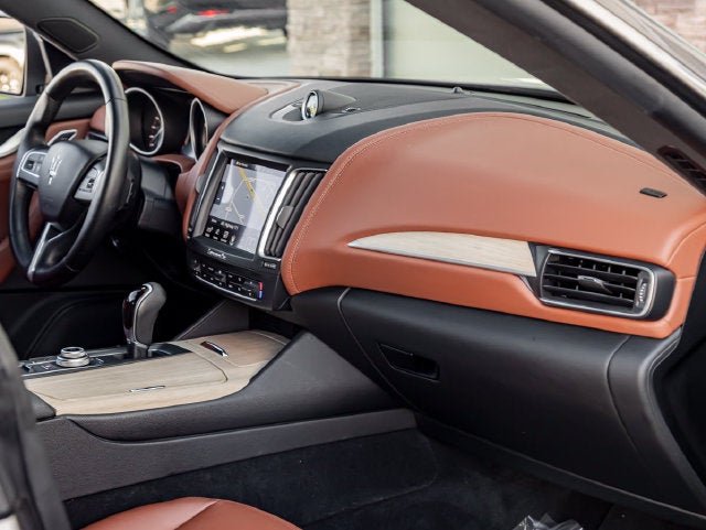 2017 Maserati Levante Base