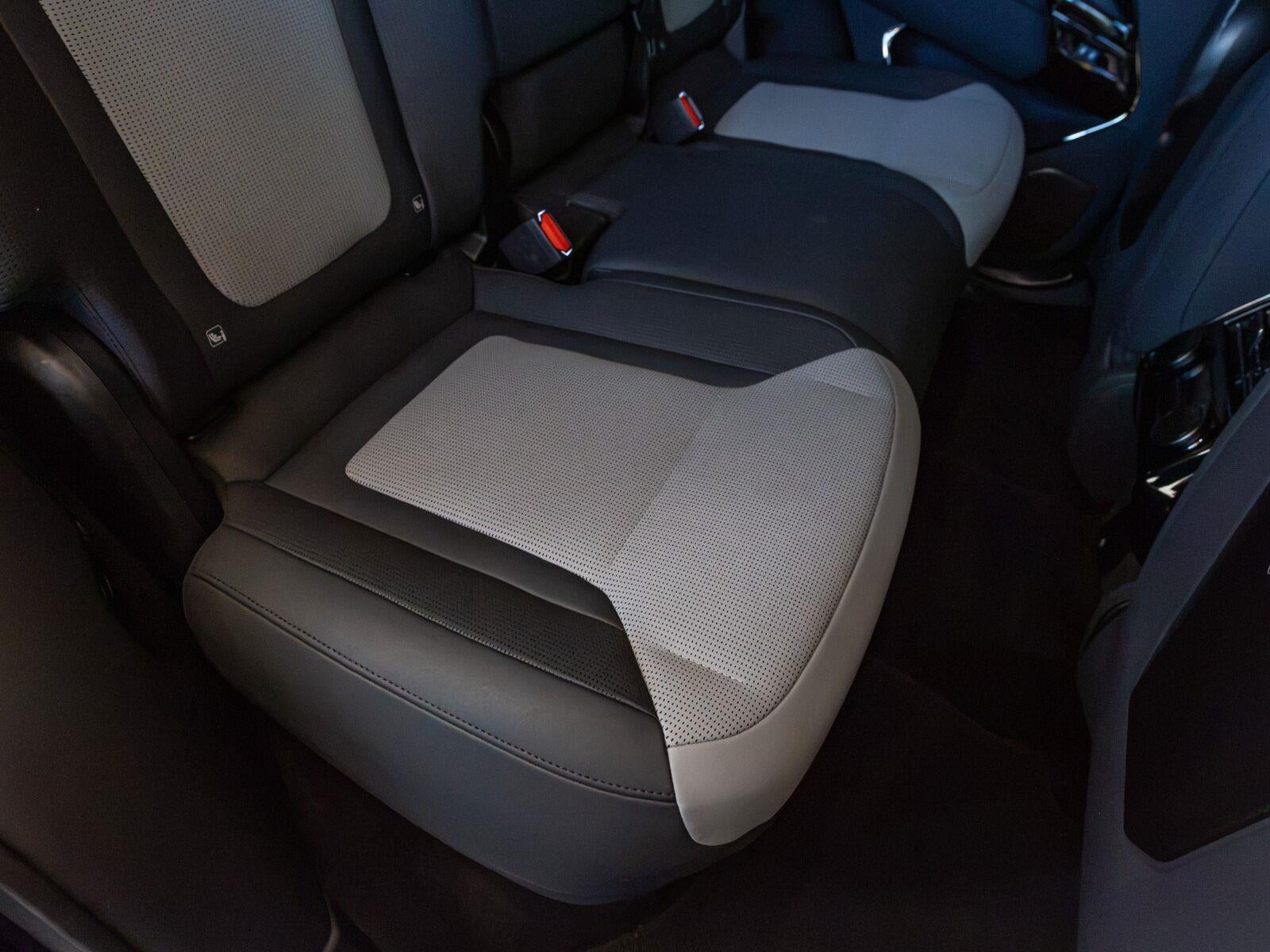2025 Land Rover Range Rover Sport Urban Xrs P635 SV Edition Two