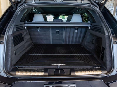 2025 Land Rover Range Rover Sport Urban Xrs P635 SV Edition Two