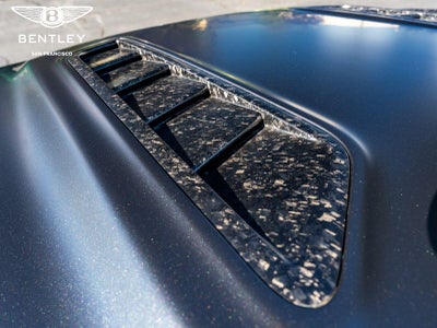 2025 Land Rover Defender URBAN OCTA Edition One