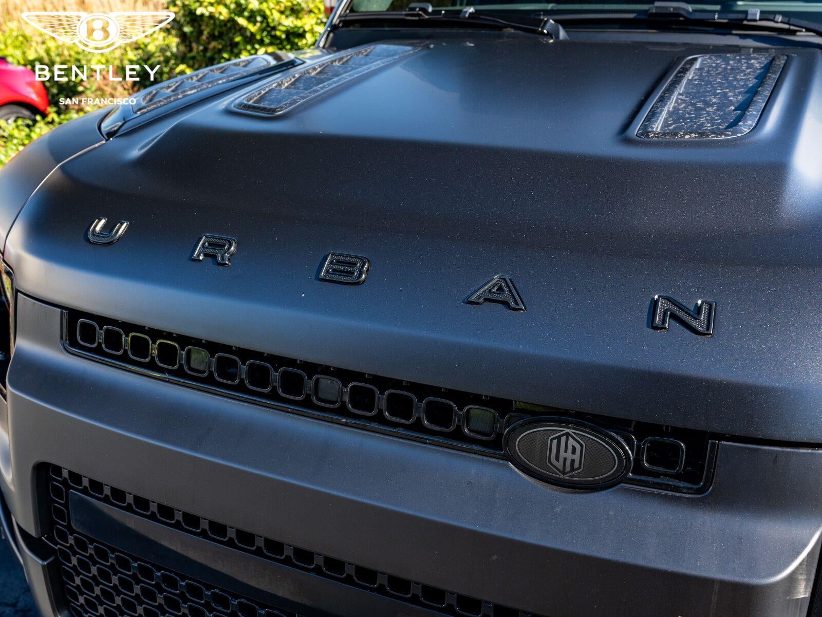 2025 Land Rover Defender URBAN OCTA Edition One