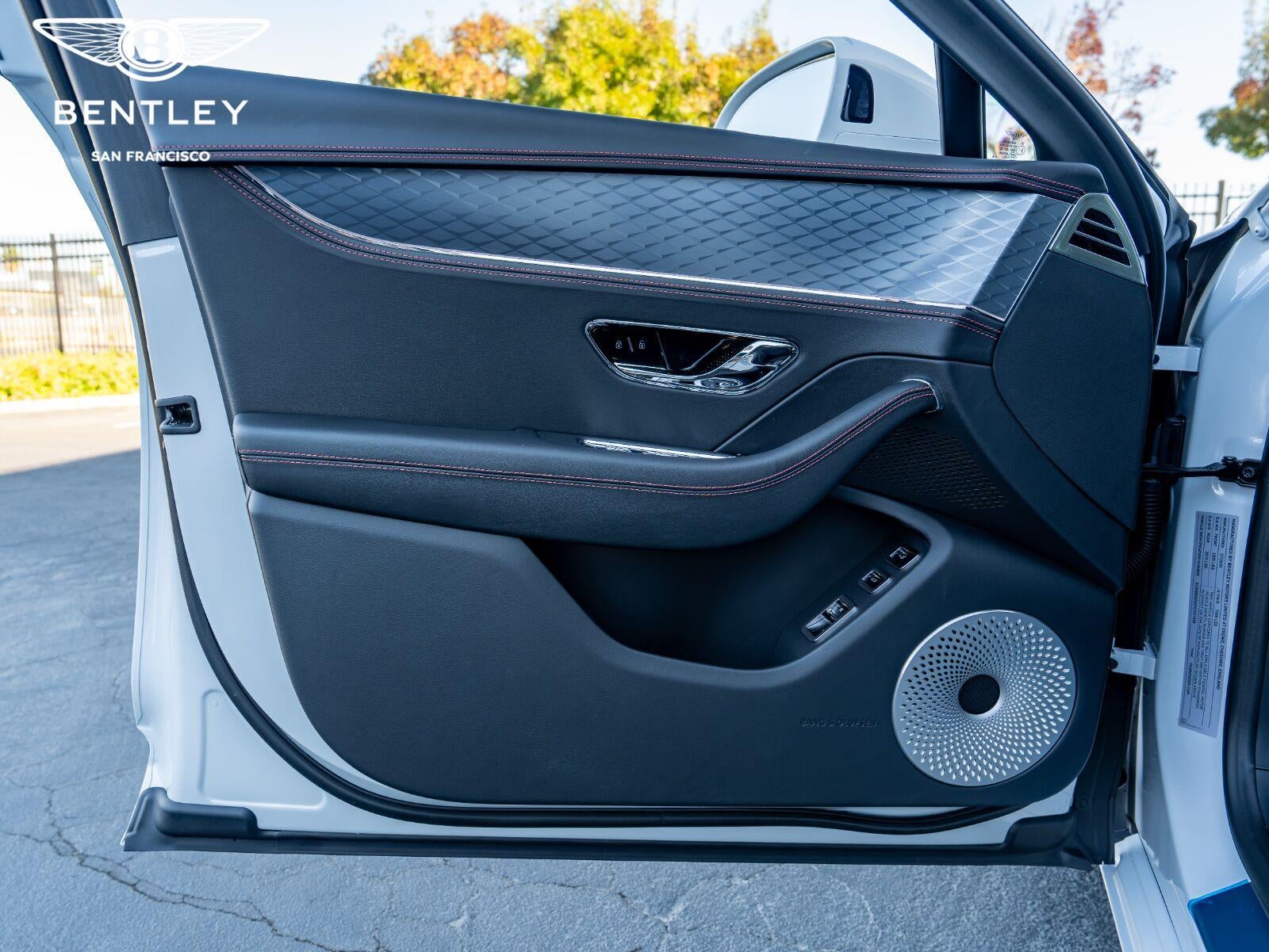 2027 Bentley Flying Spur Base