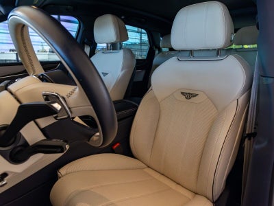 2022 Bentley Bentayga V8