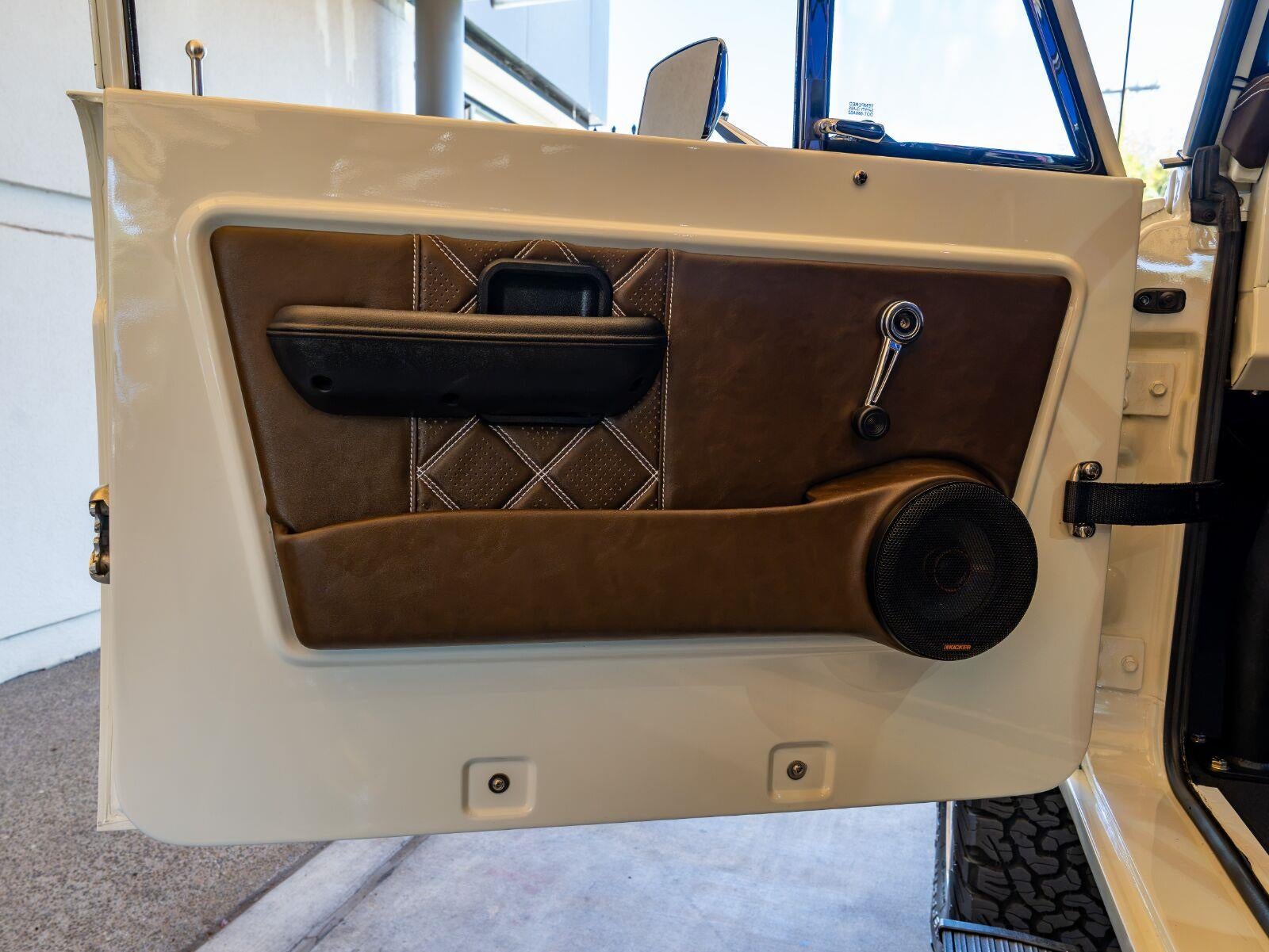 1977 Ford Bronco 4WD