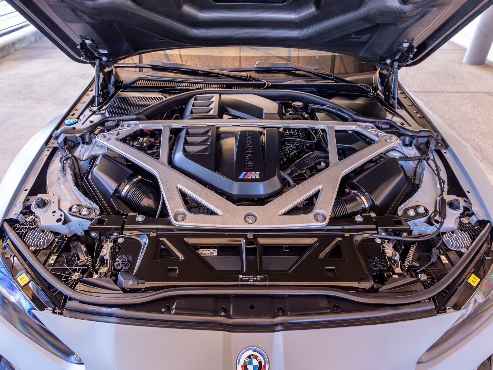 2023 BMW M4 CSL