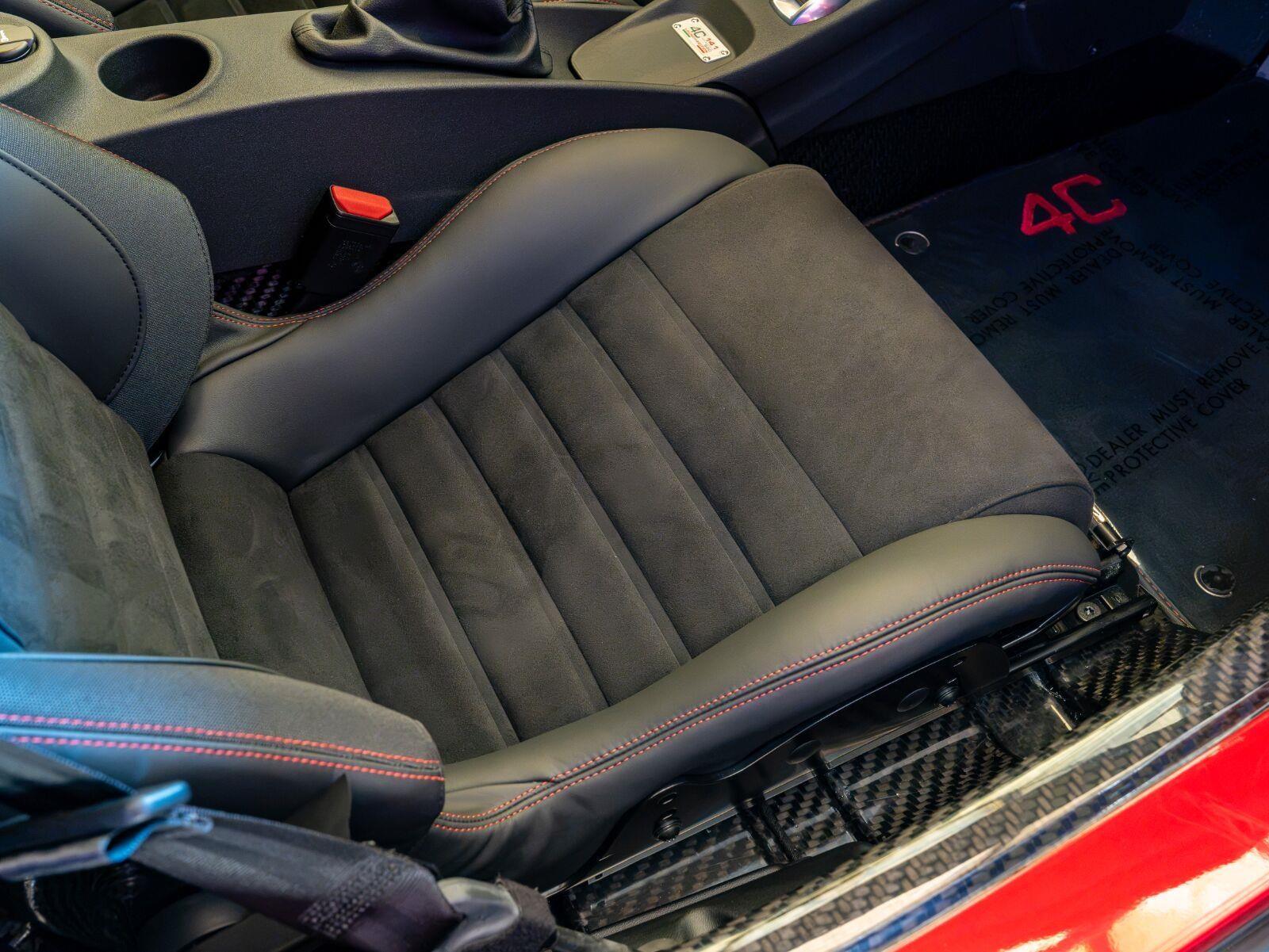 2015 Alfa Romeo 4C Launch Edition
