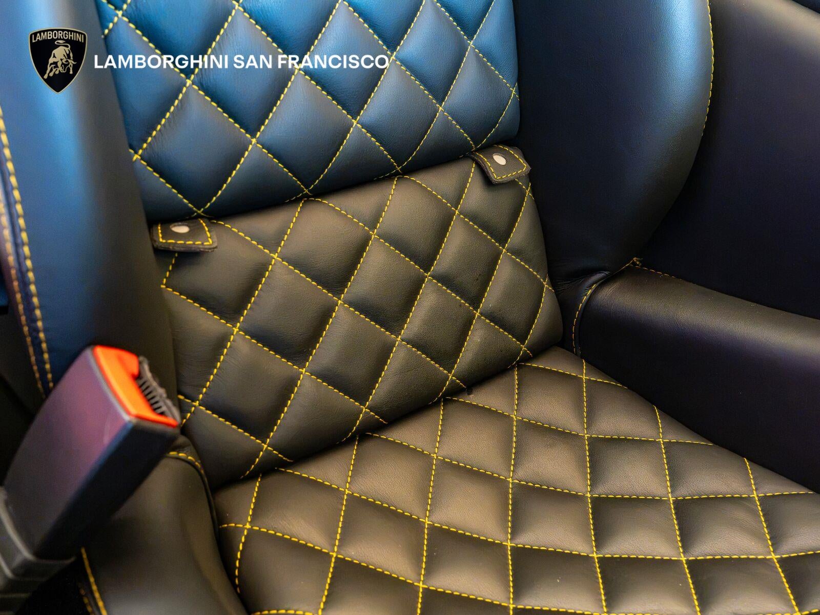 2007 Lamborghini Murcielago 2dr Roadster LP640