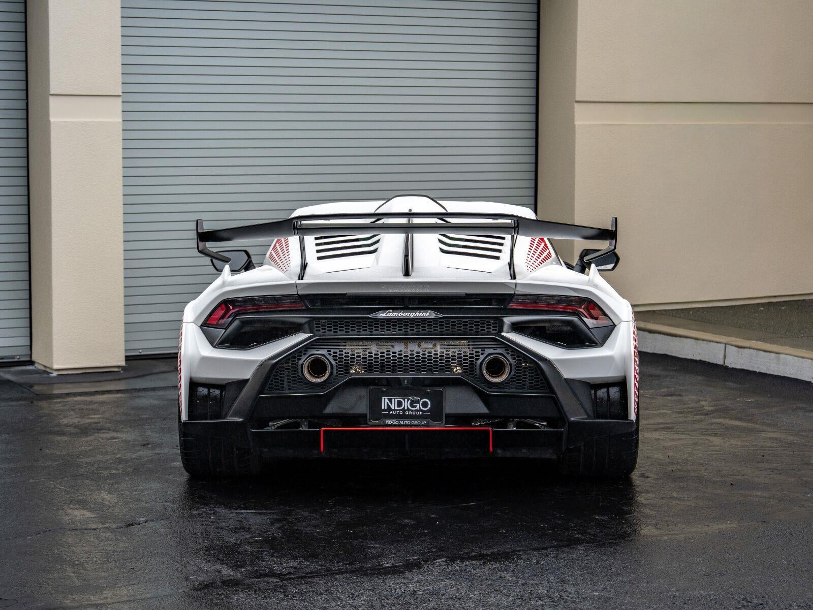 2022 Lamborghini Huracan STO Coupe