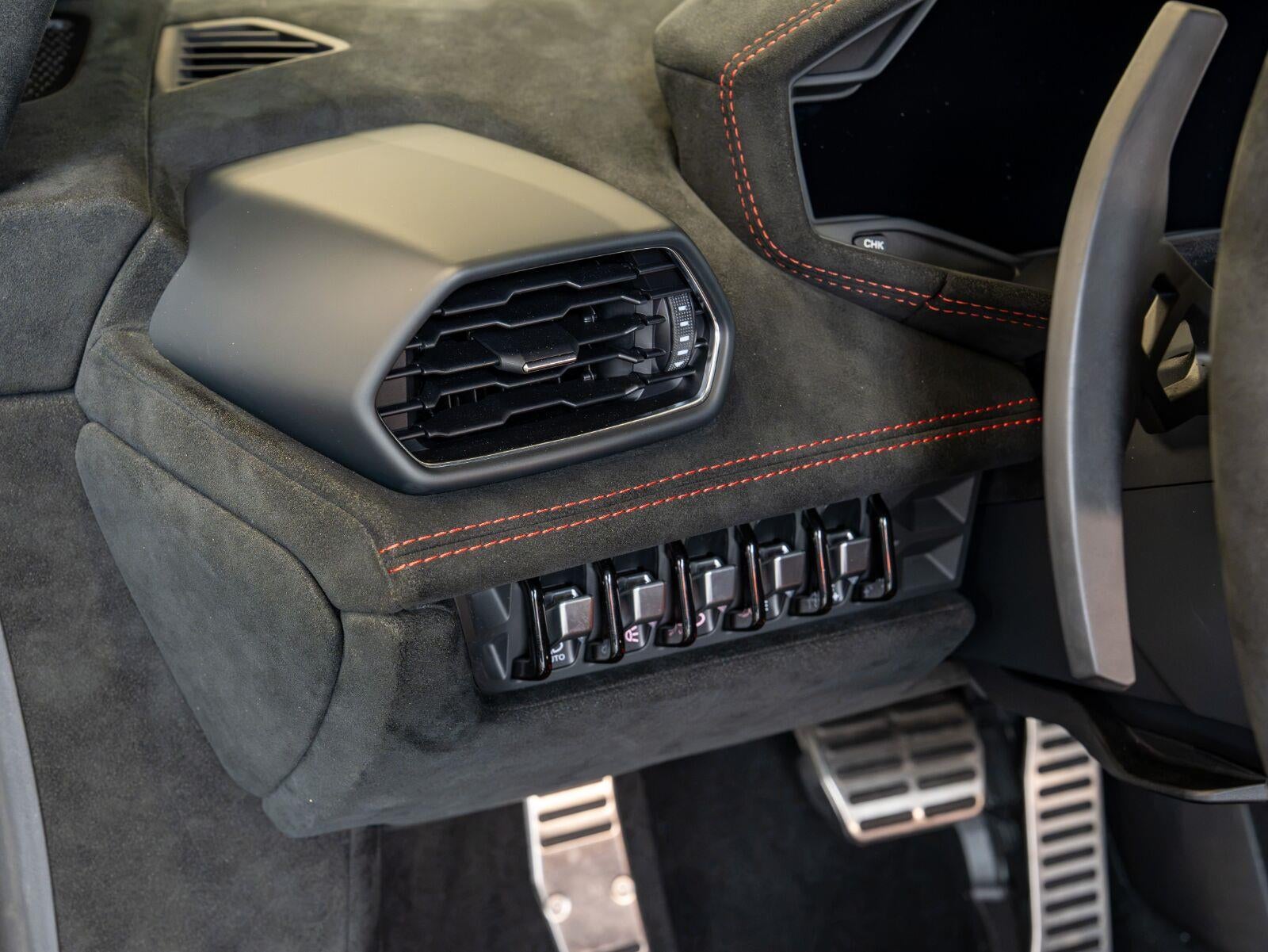 2022 Lamborghini Huracan STO Coupe